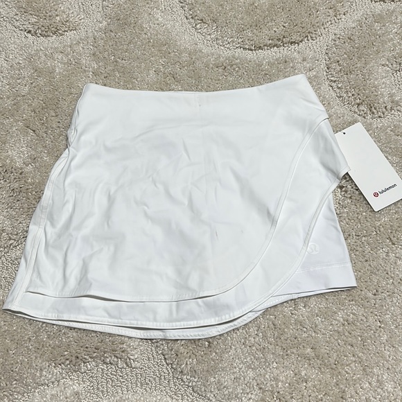 lululemon athletica Dresses & Skirts - Lululemon Tennis Skirt